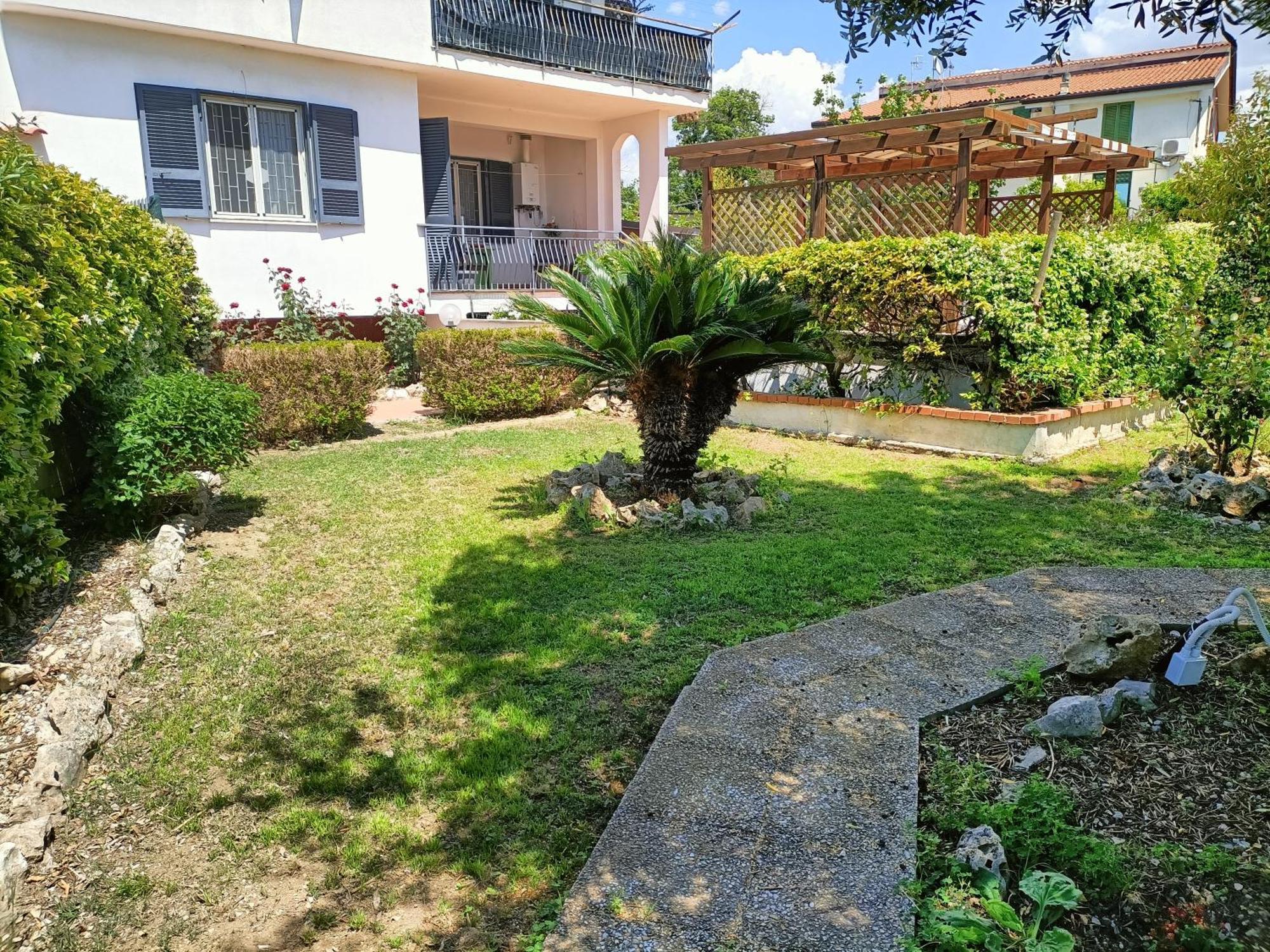 Il Giardino Degli Ulivi Apartment Giugliano In Campania Ngoại thất bức ảnh